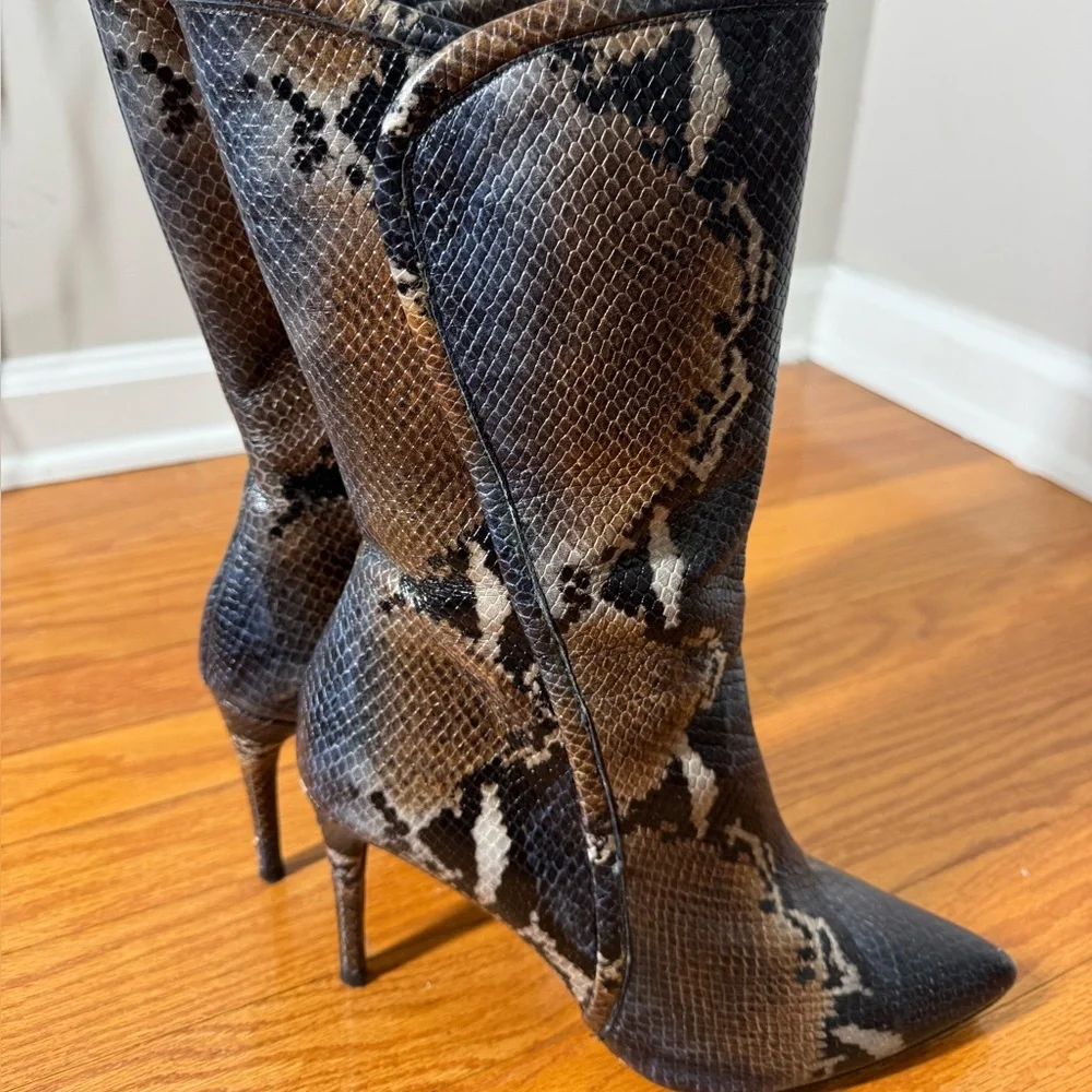 Donald J. Pliner Black and Brown Snakeskin Leather Heeled Boots 9.5M - Picture 6 of 12